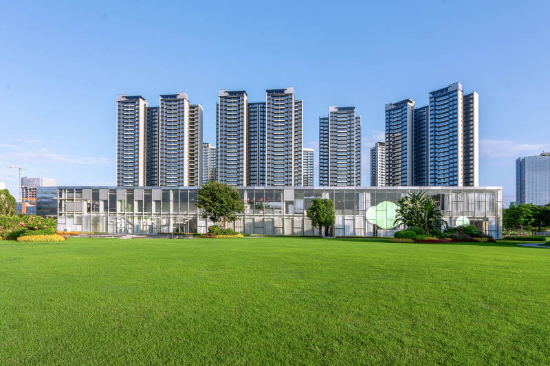 现代都市绿洲图片