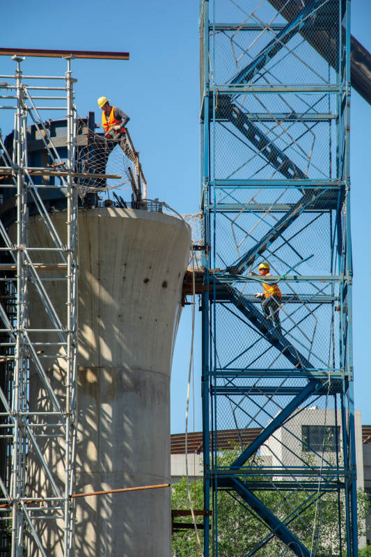 路桥工地施工场景图片