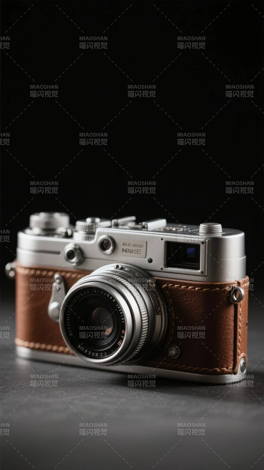 复古相机静物图片