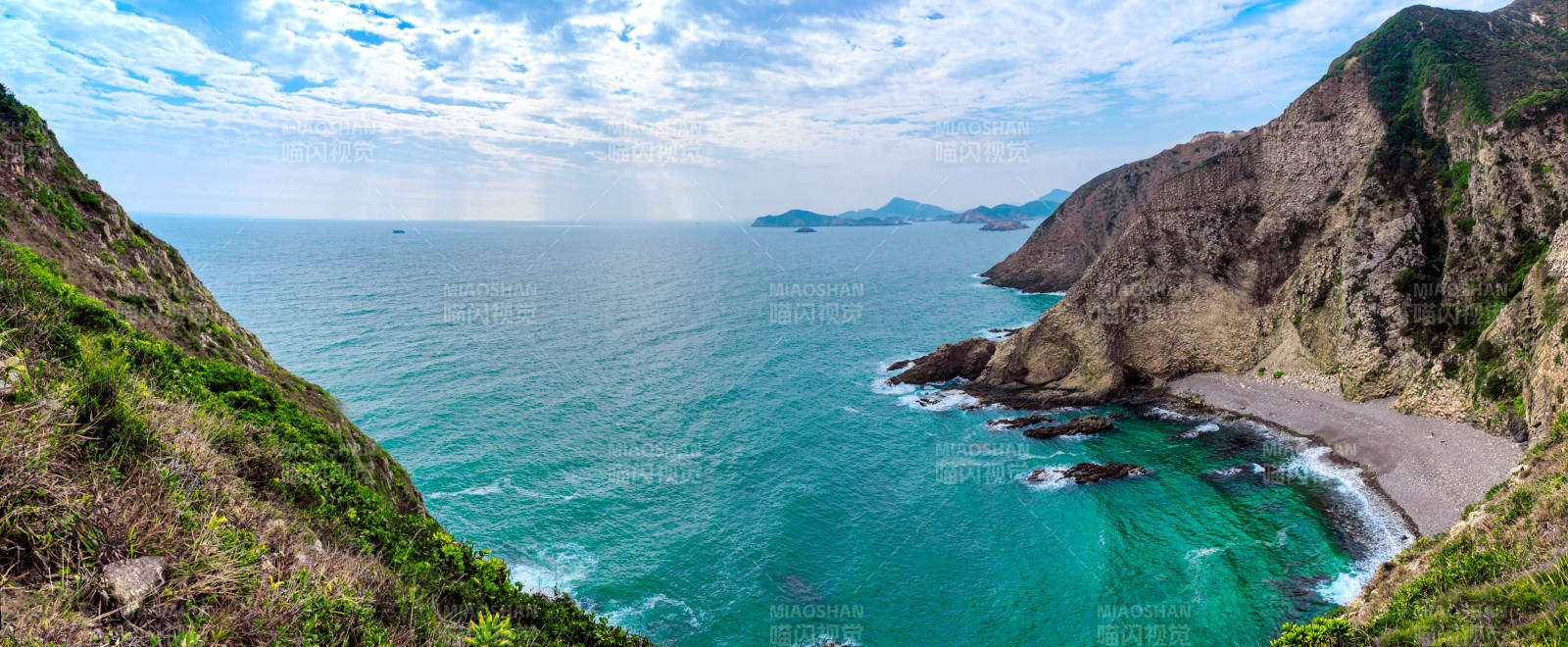 碧海青山映海湾图片