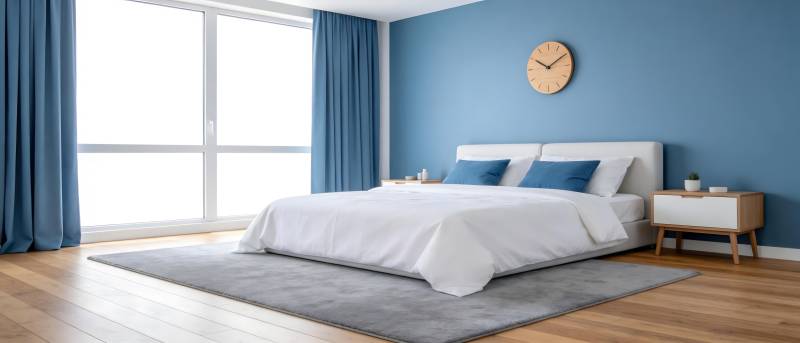 蓝色卧室温馨舒适图片