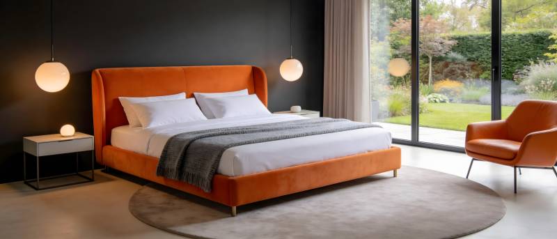 现代卧室橙色床品图片