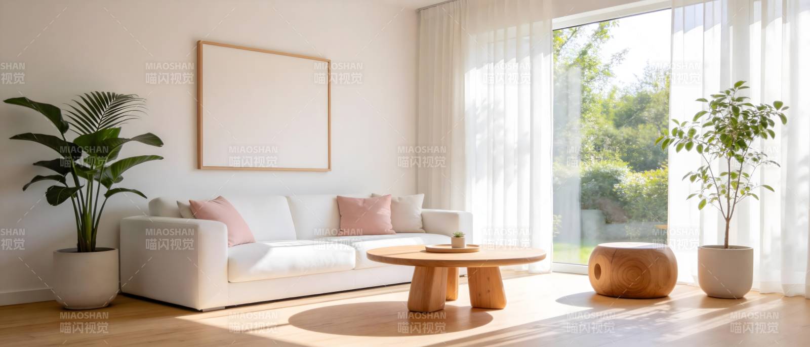 简约客厅绿植点缀图片