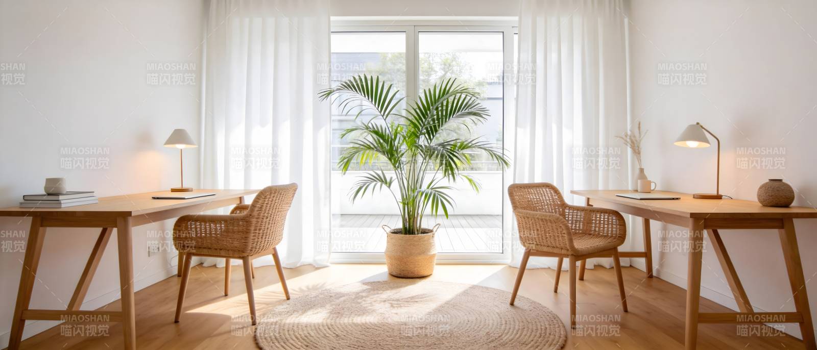 明亮温馨的居家办公角图片