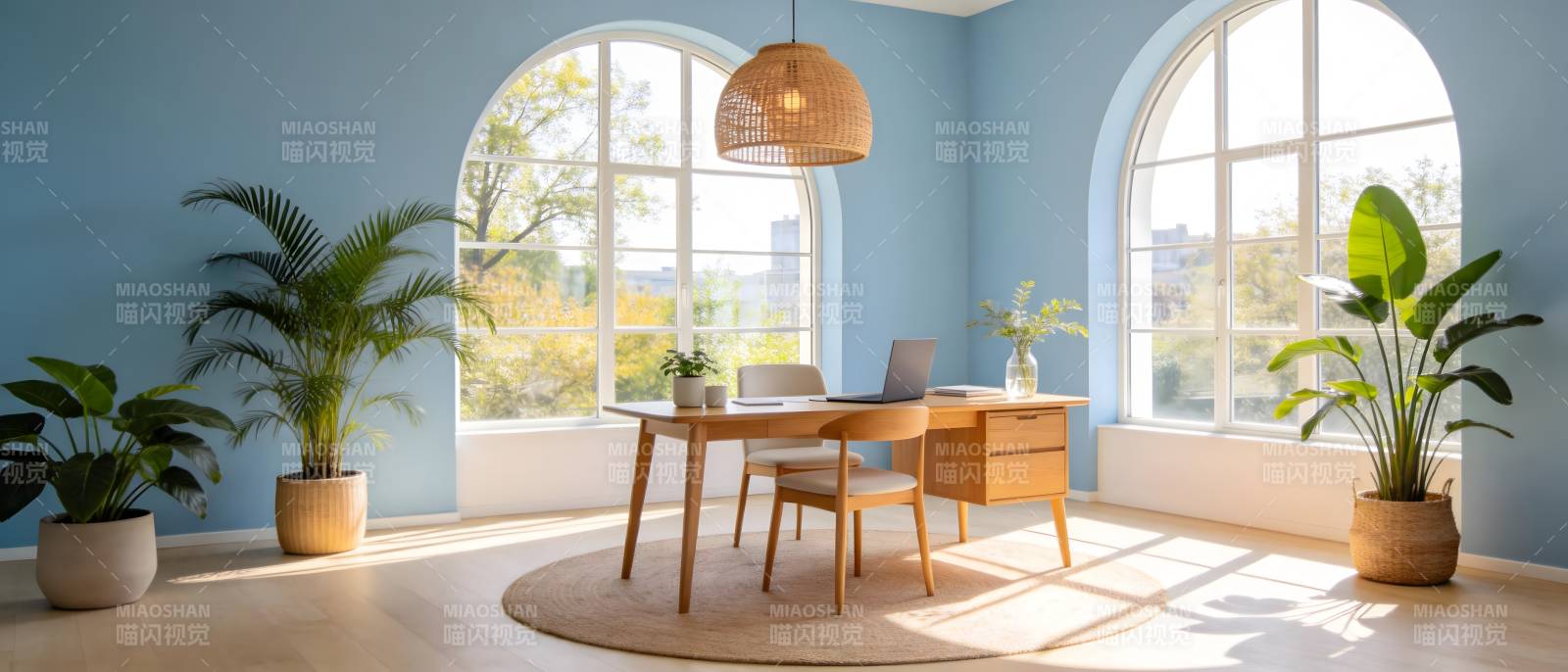 明亮温馨的居家办公角图片