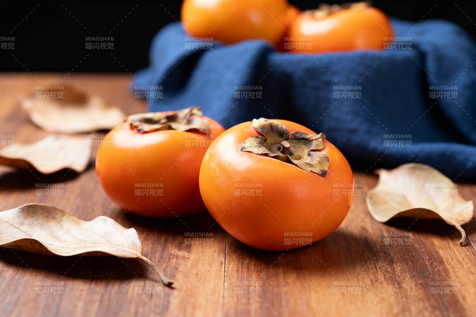 柿子静物图图片