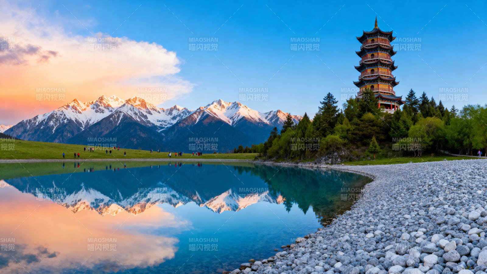 山水映塔 雪山倒影图片