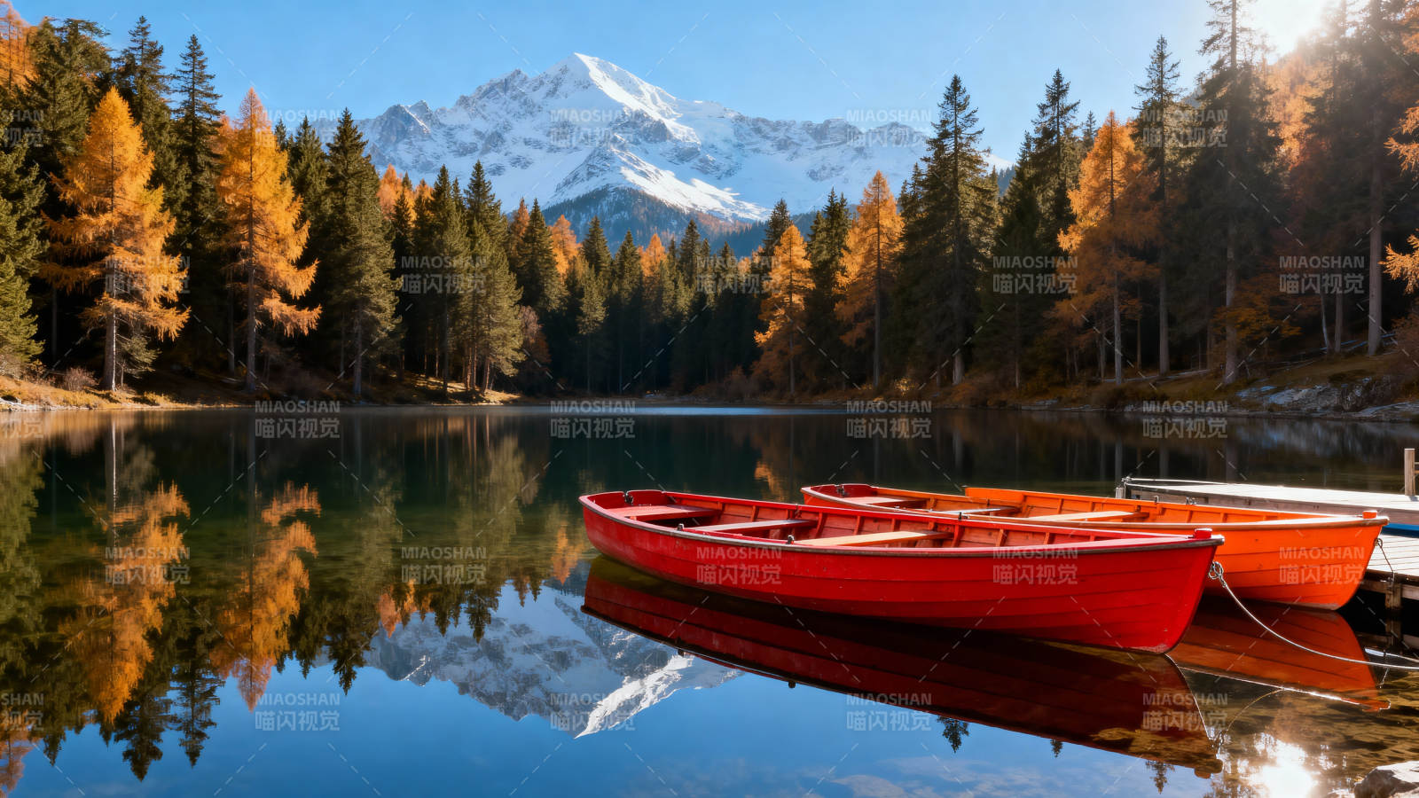 秋湖红舟映雪山图片