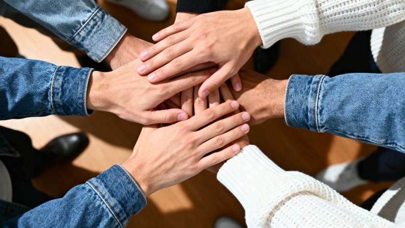 团结一心 携手共进图片