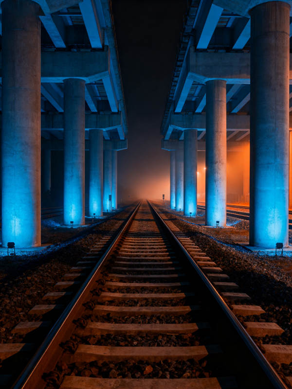 夜轨迷雾图片