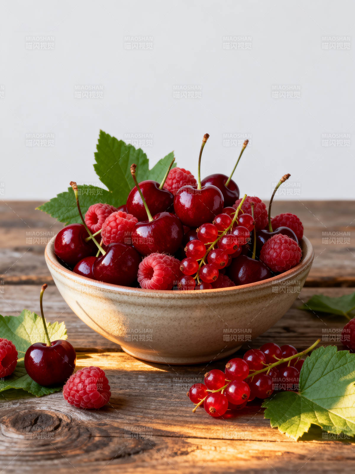 鲜果满碗 夏日滋味图片