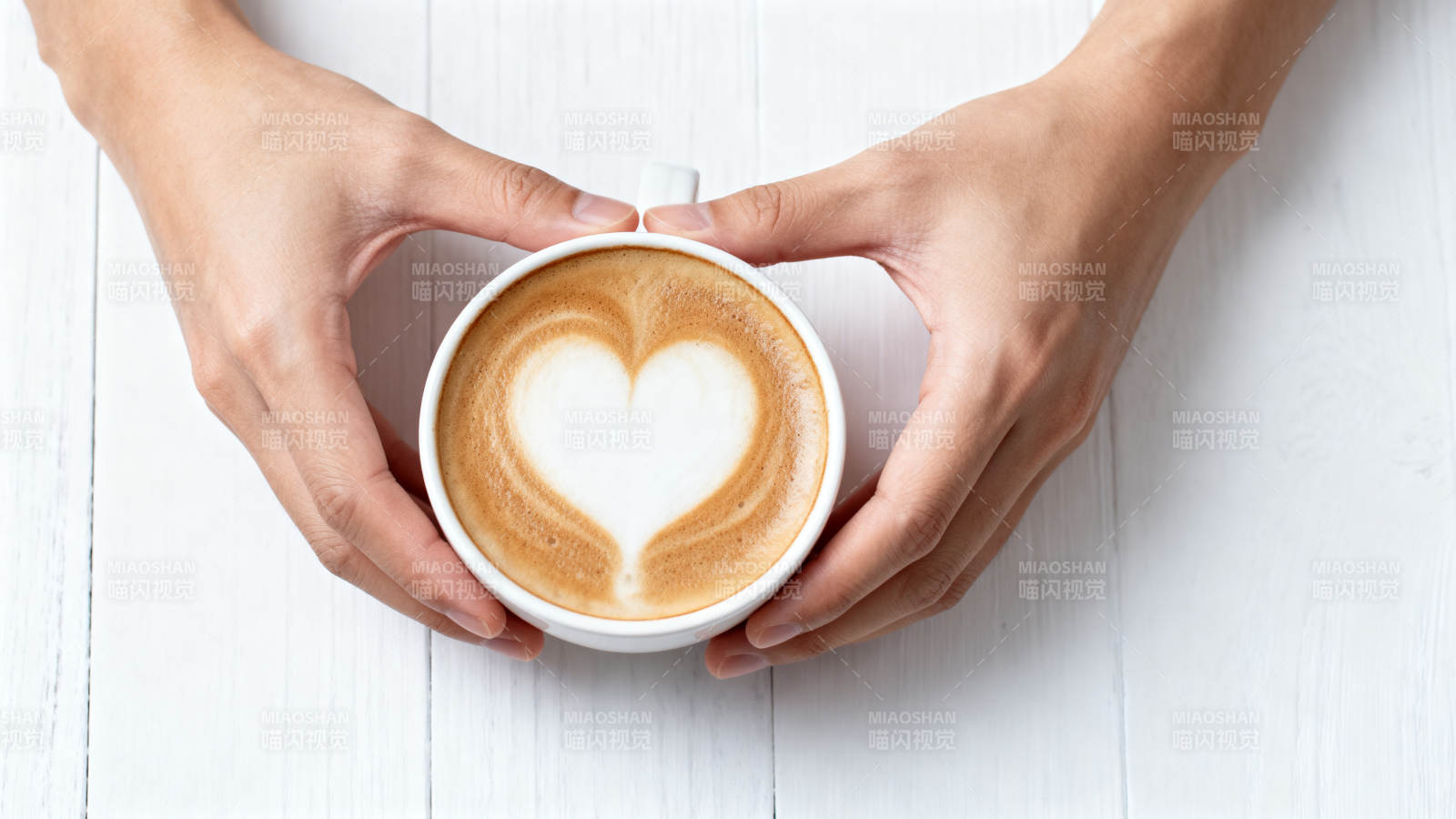 咖啡拉花爱心图片