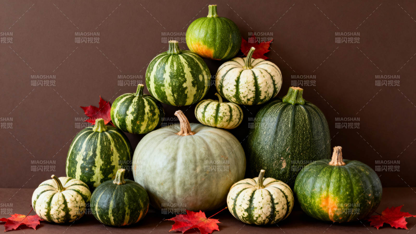 秋日南瓜堆叠图图片