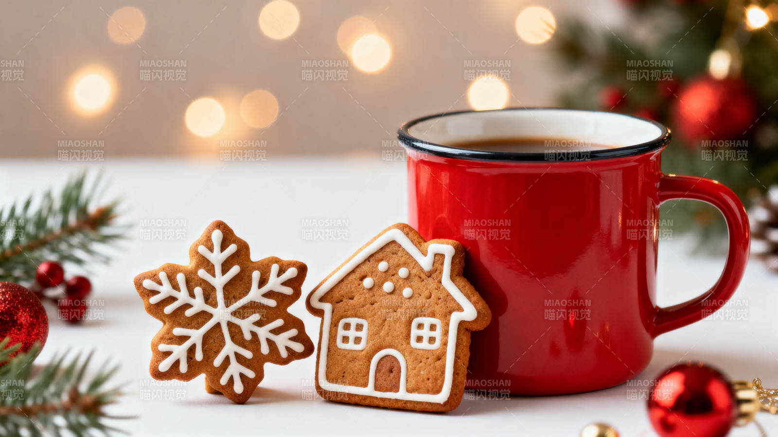 圣诞姜饼与热饮图片