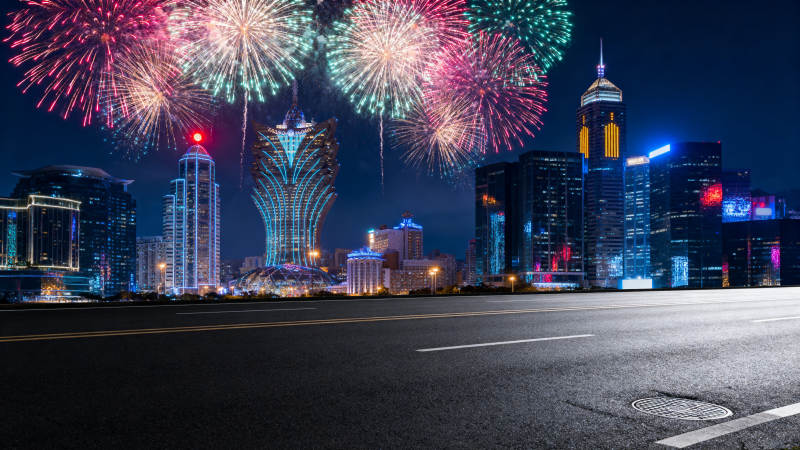 烟花璀璨夜景图片