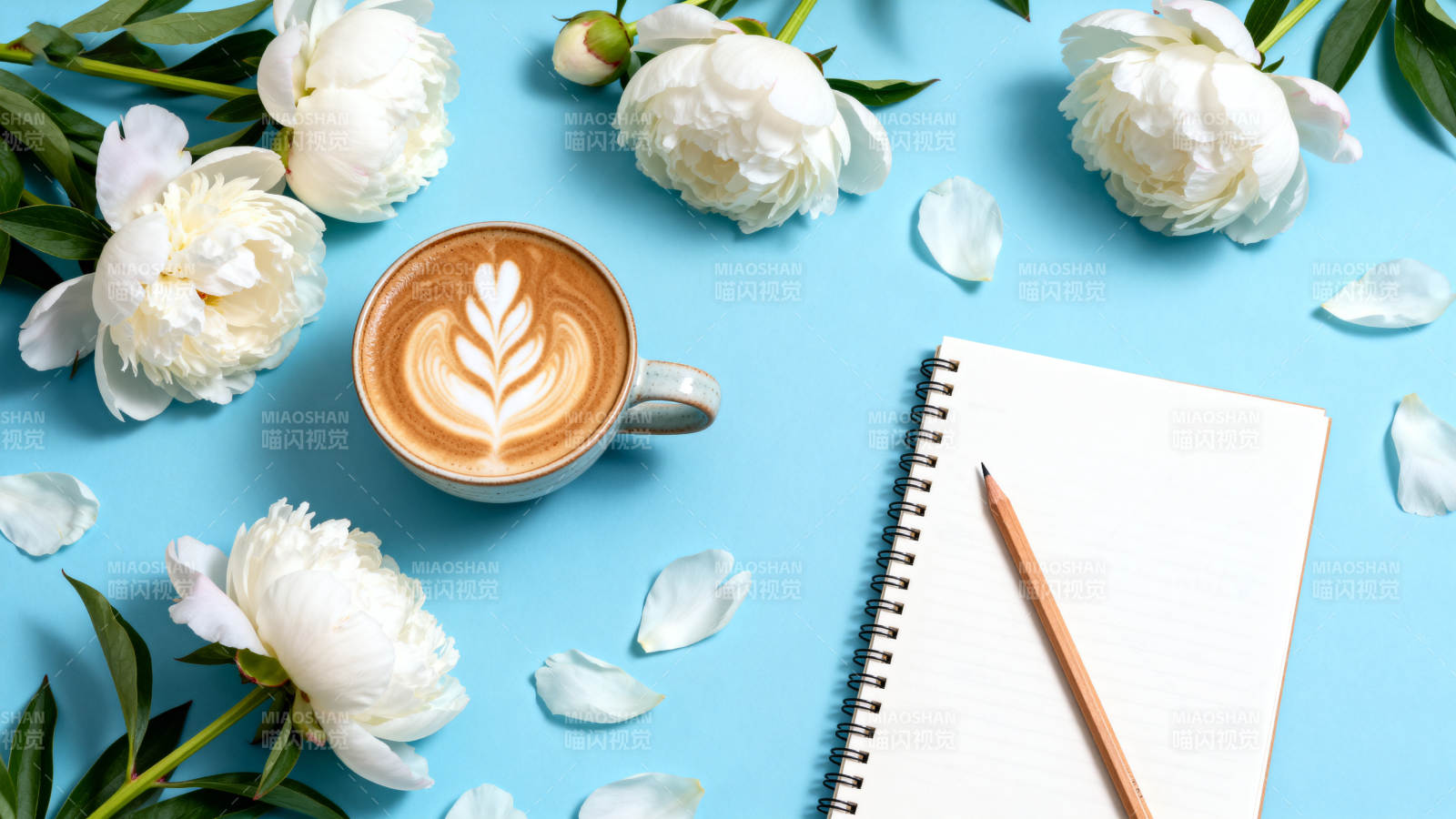 花间咖啡与笔记图片