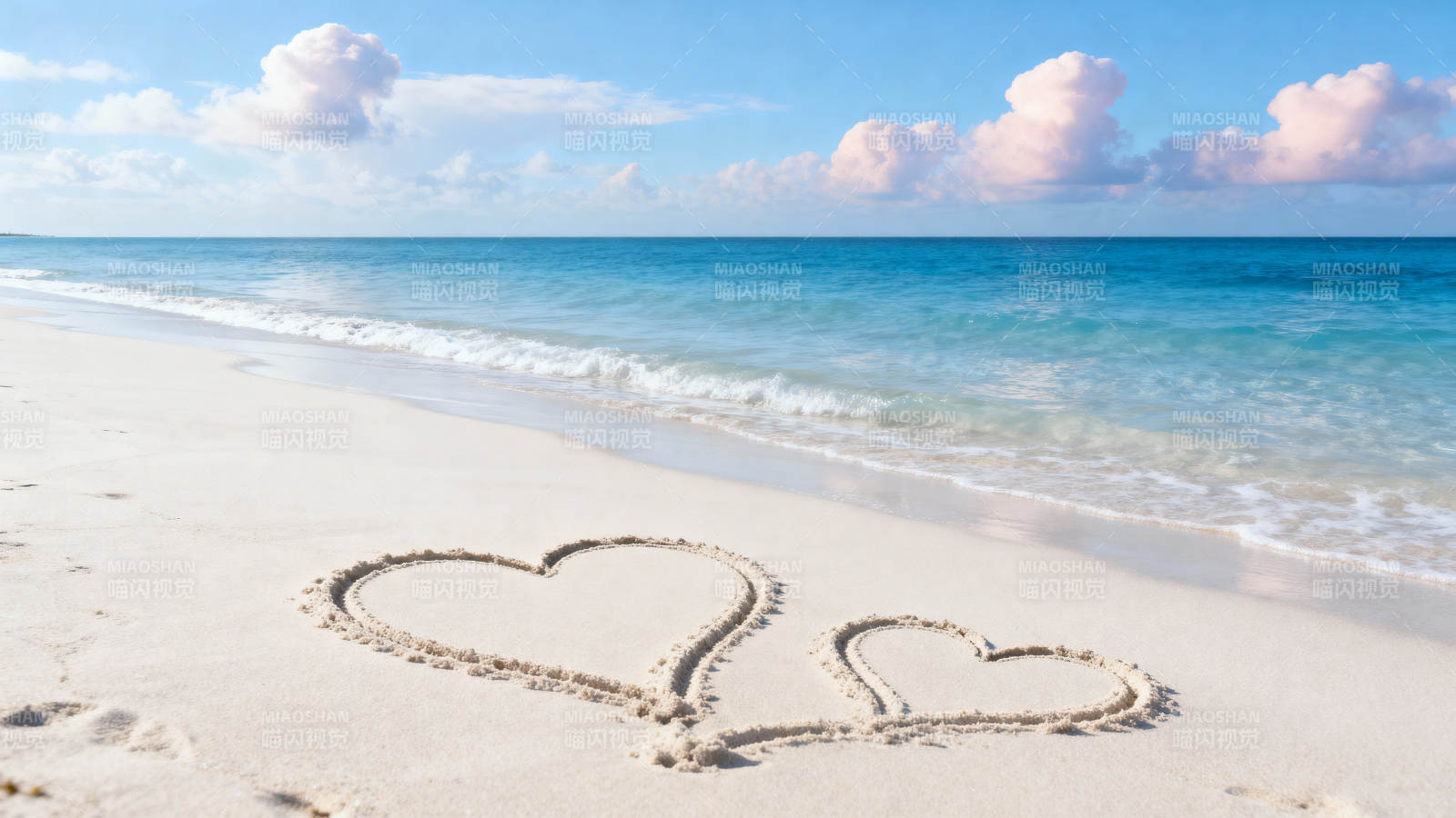 沙滩上的爱心图片