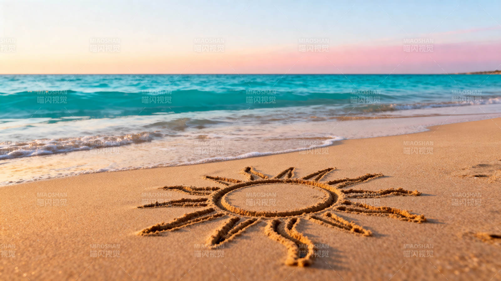 沙滩上的太阳图案图片