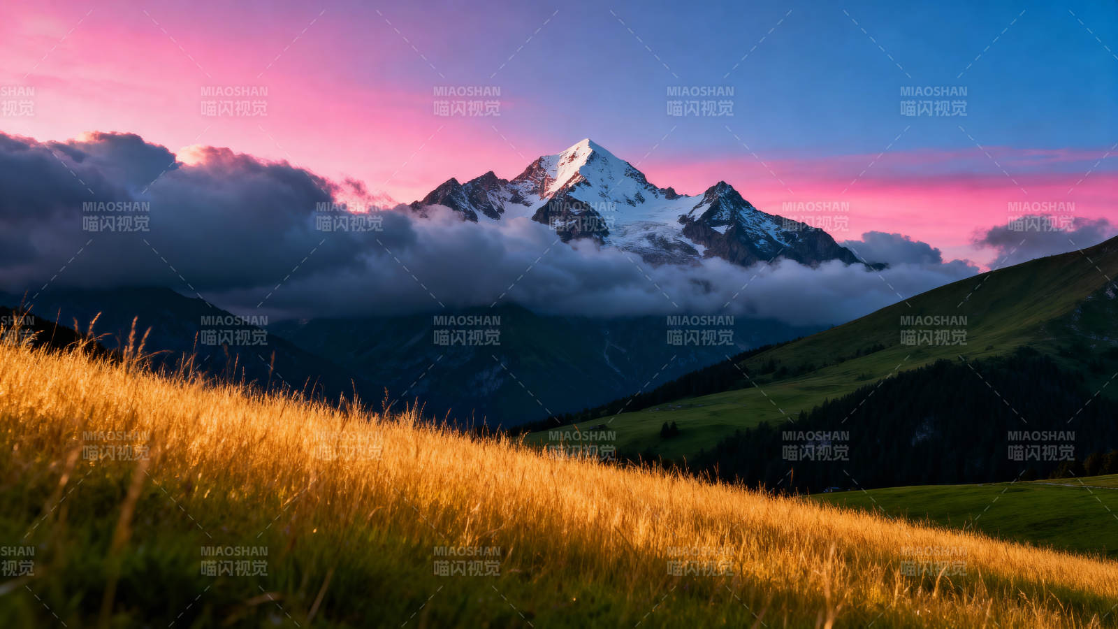 雪山日出美景图片