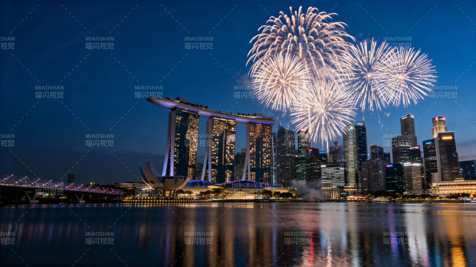 新加坡夜景烟花秀图片