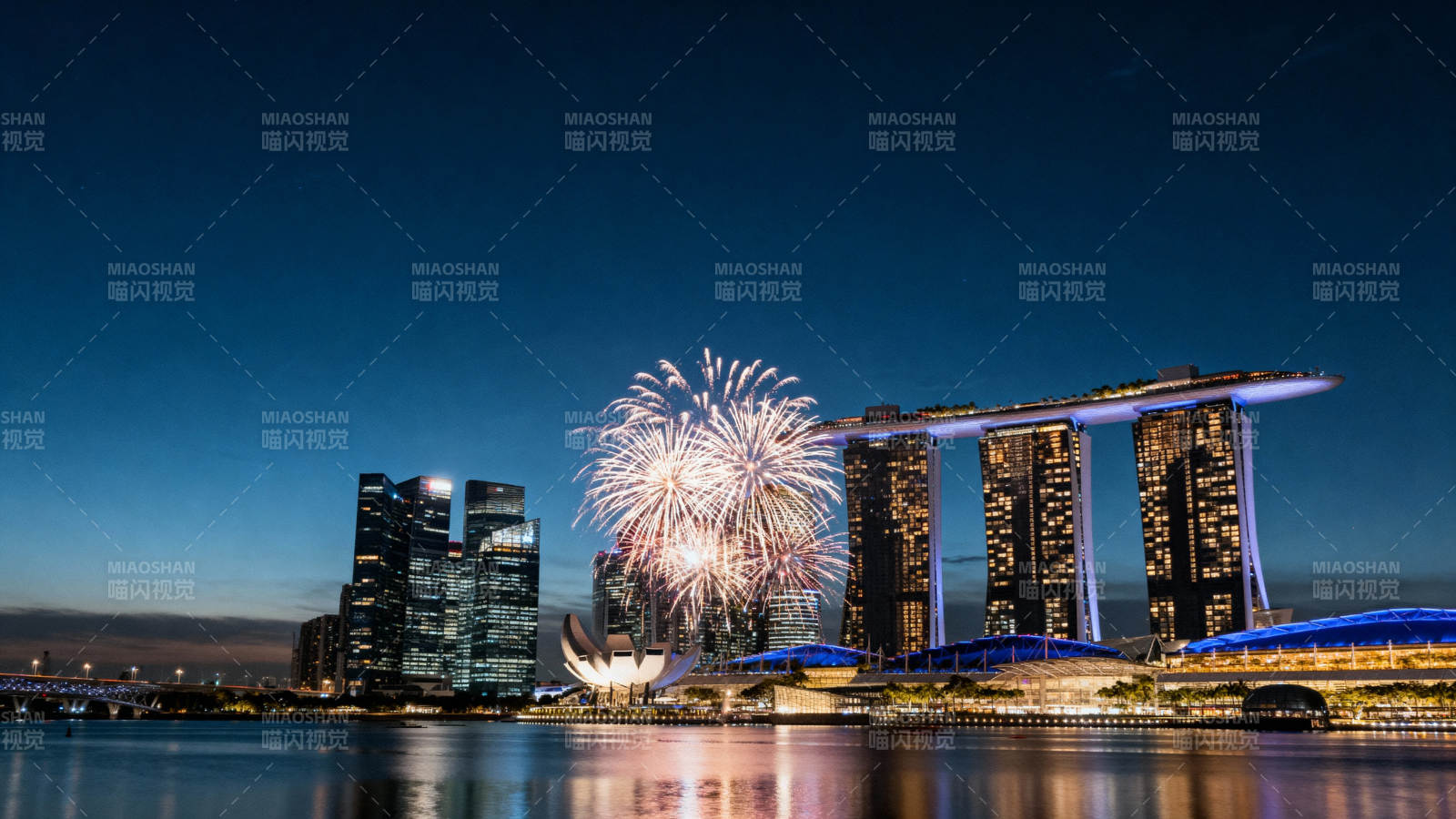 新加坡夜景烟花秀图片