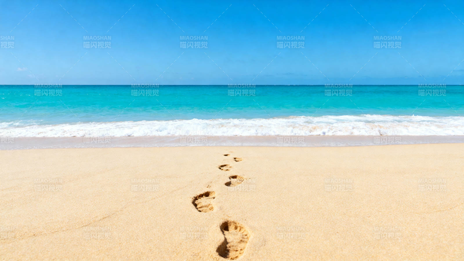 沙滩上的足迹图片