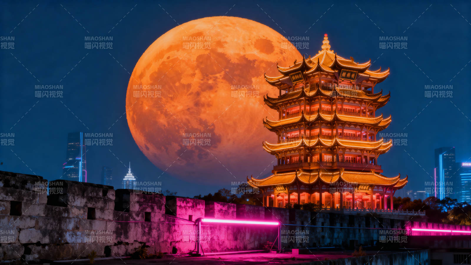 月照古塔夜景图片