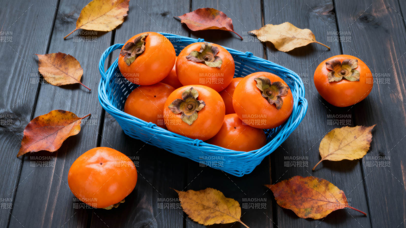 秋日柿子篮图片