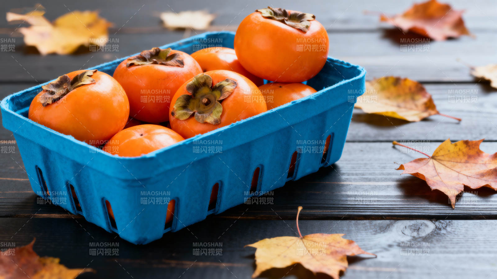 秋日柿子篮图片