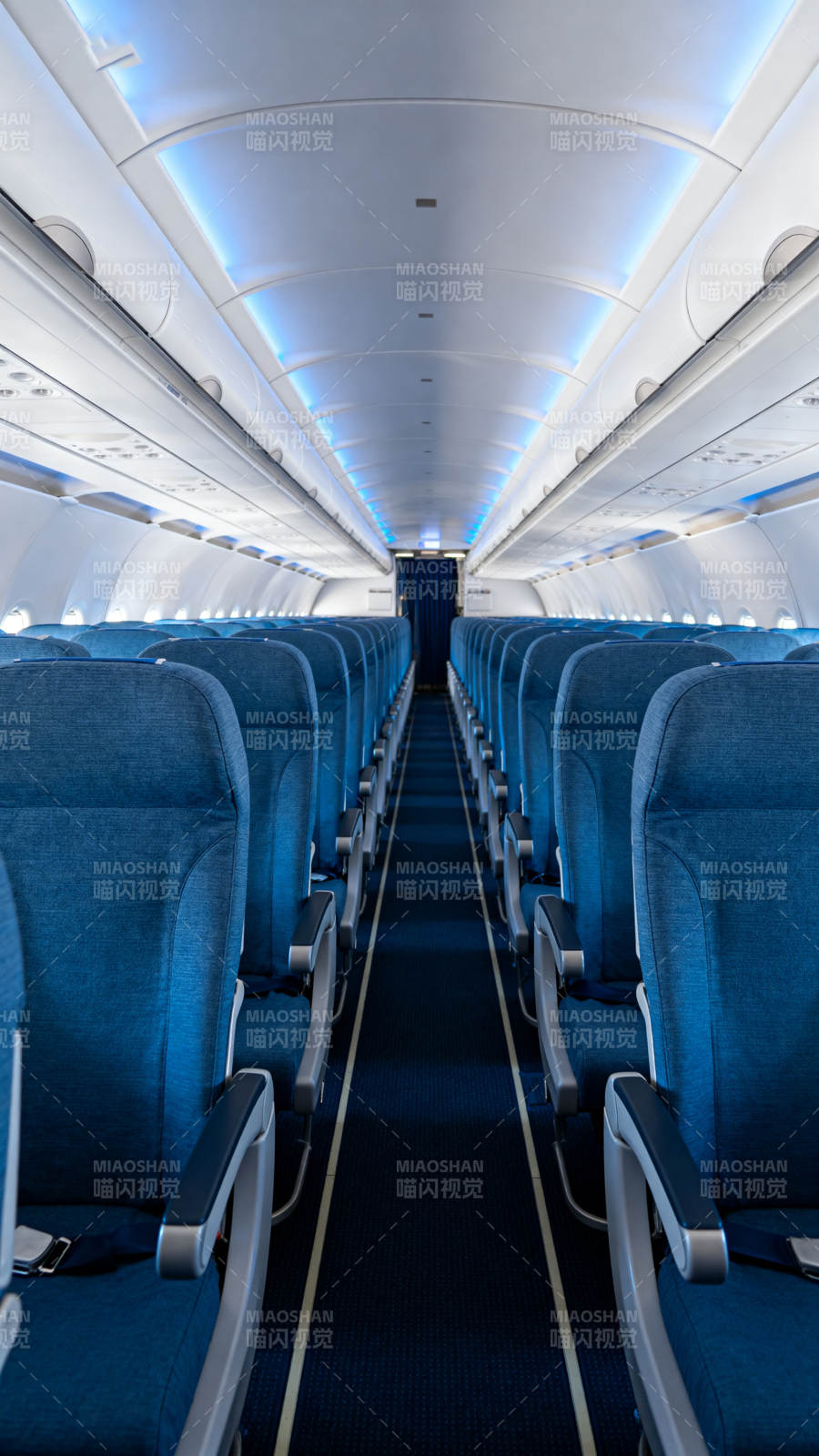 飞机客舱内部视图图片