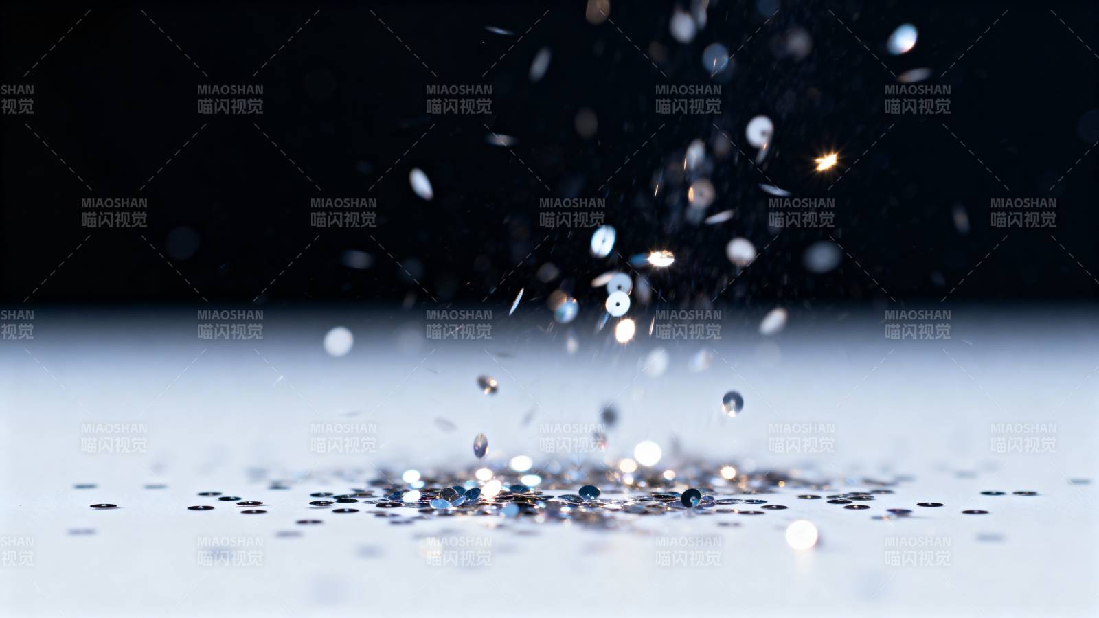 水滴飞溅瞬间图片