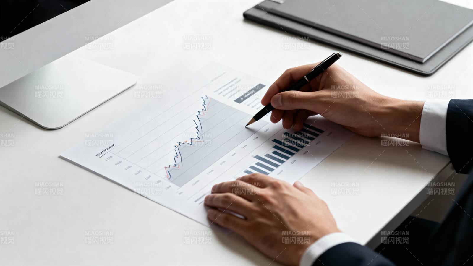 数据分析与决策图片