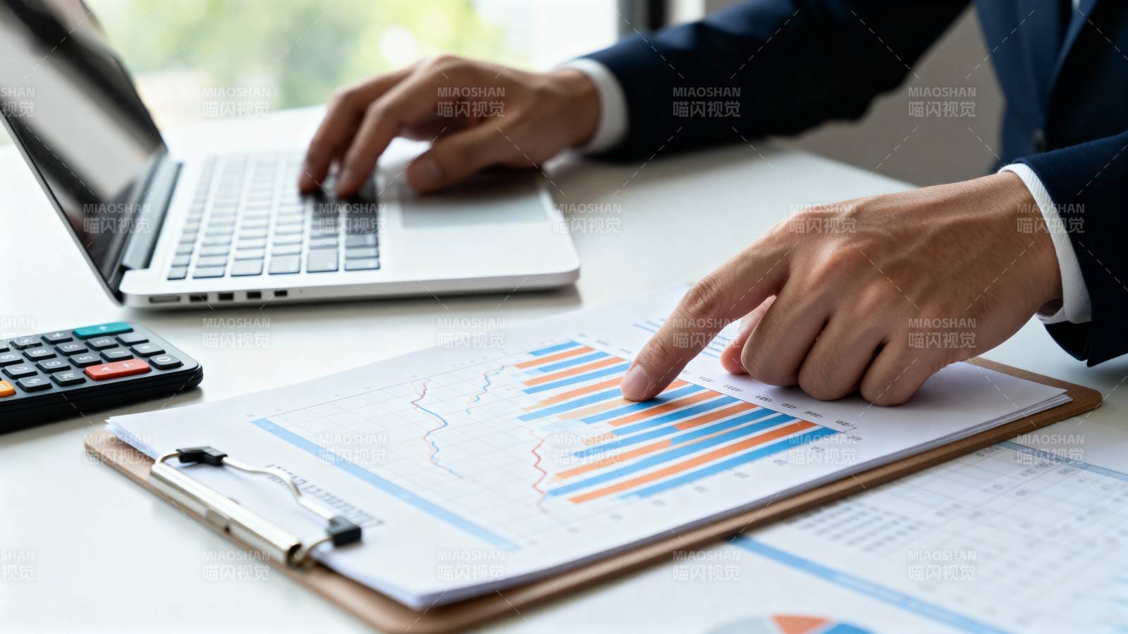 数据分析与决策图片