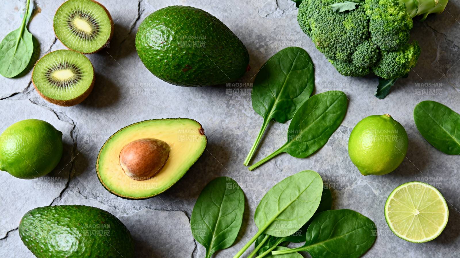 绿色蔬果拼盘图片