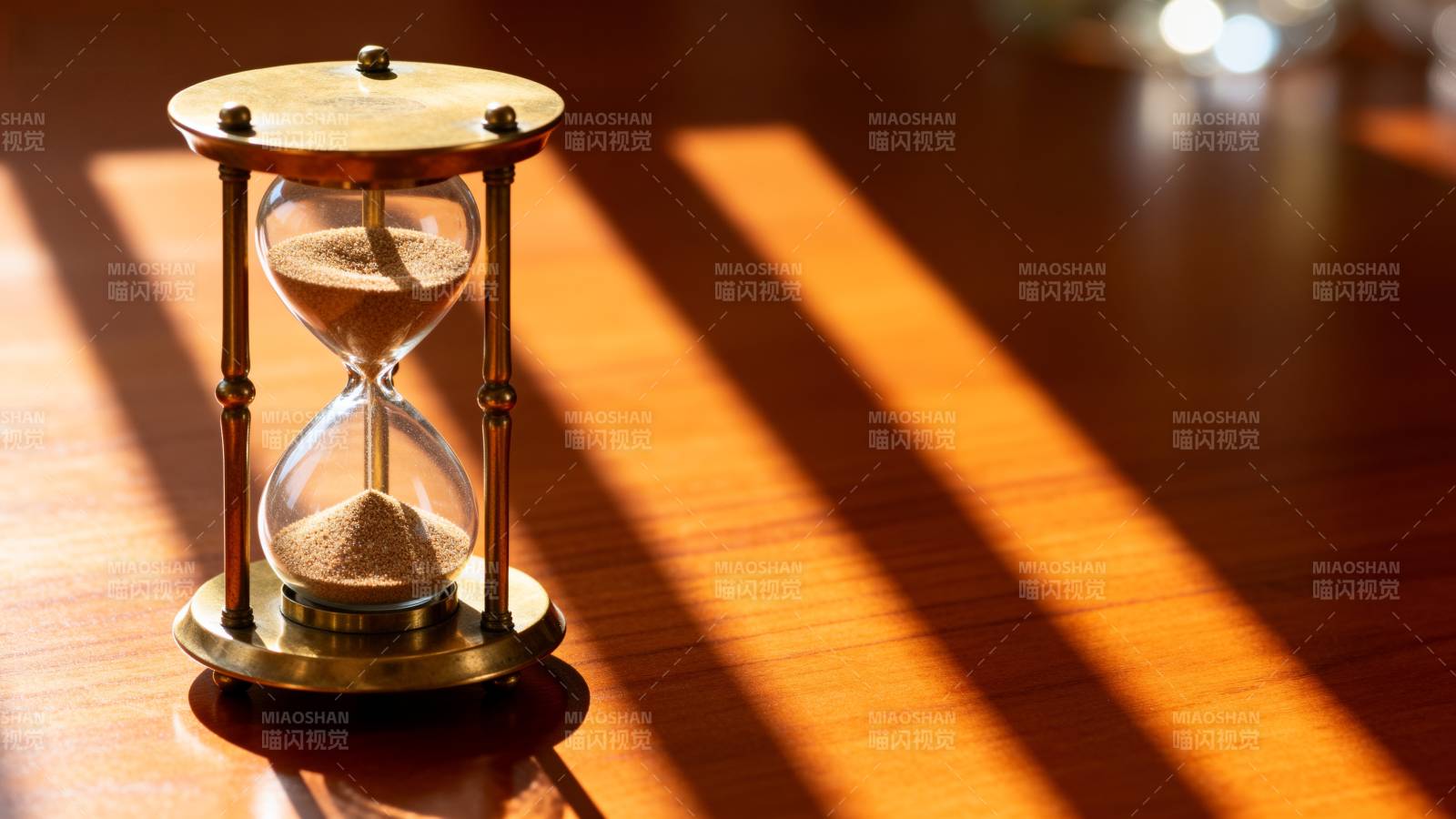 沙漏时光流逝图片