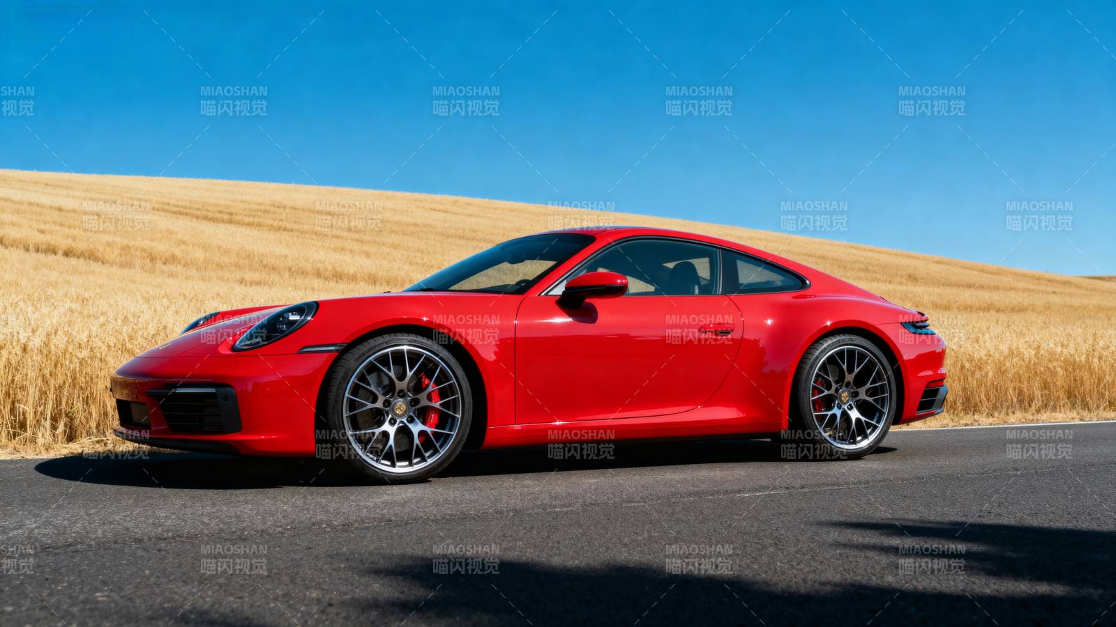 红色保时捷跑车图片