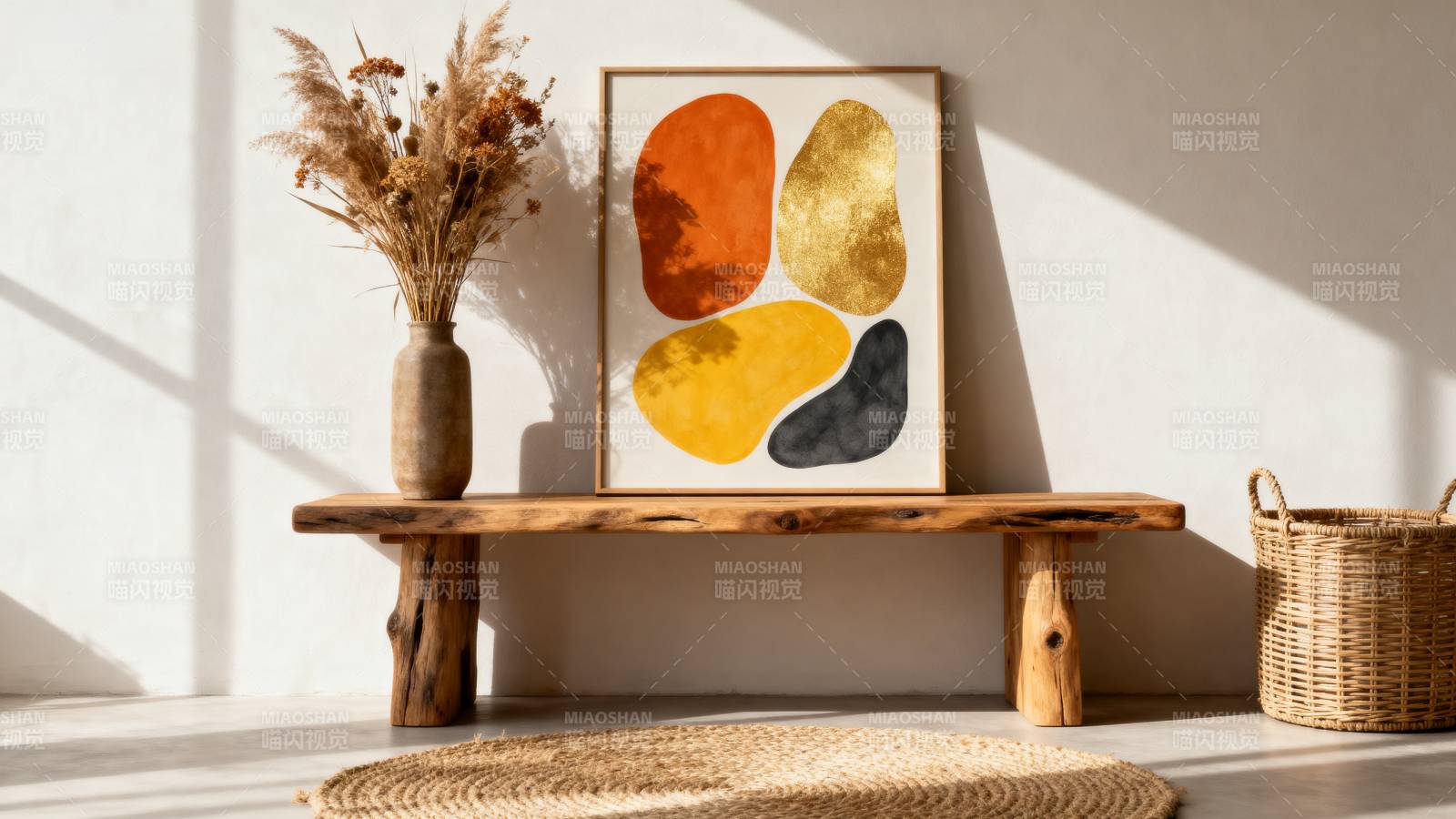 简约艺术家居一角图片