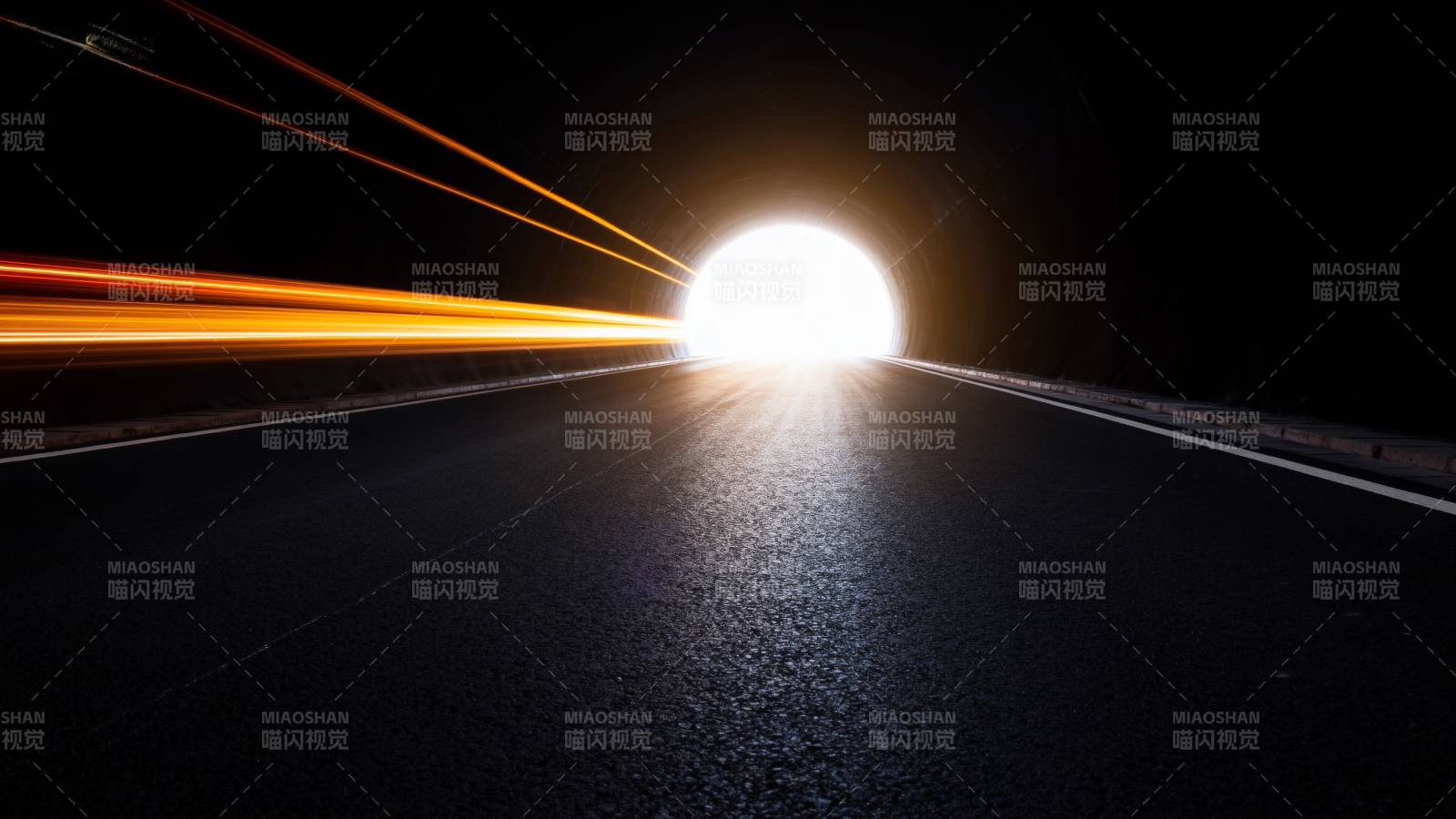 夜路尽头的光图片