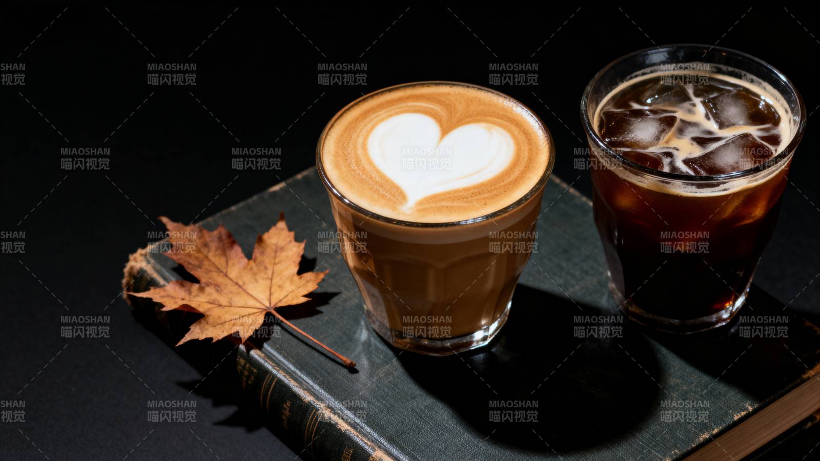 秋日咖啡时光图片