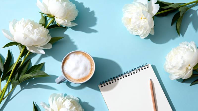 花香咖啡静物图片