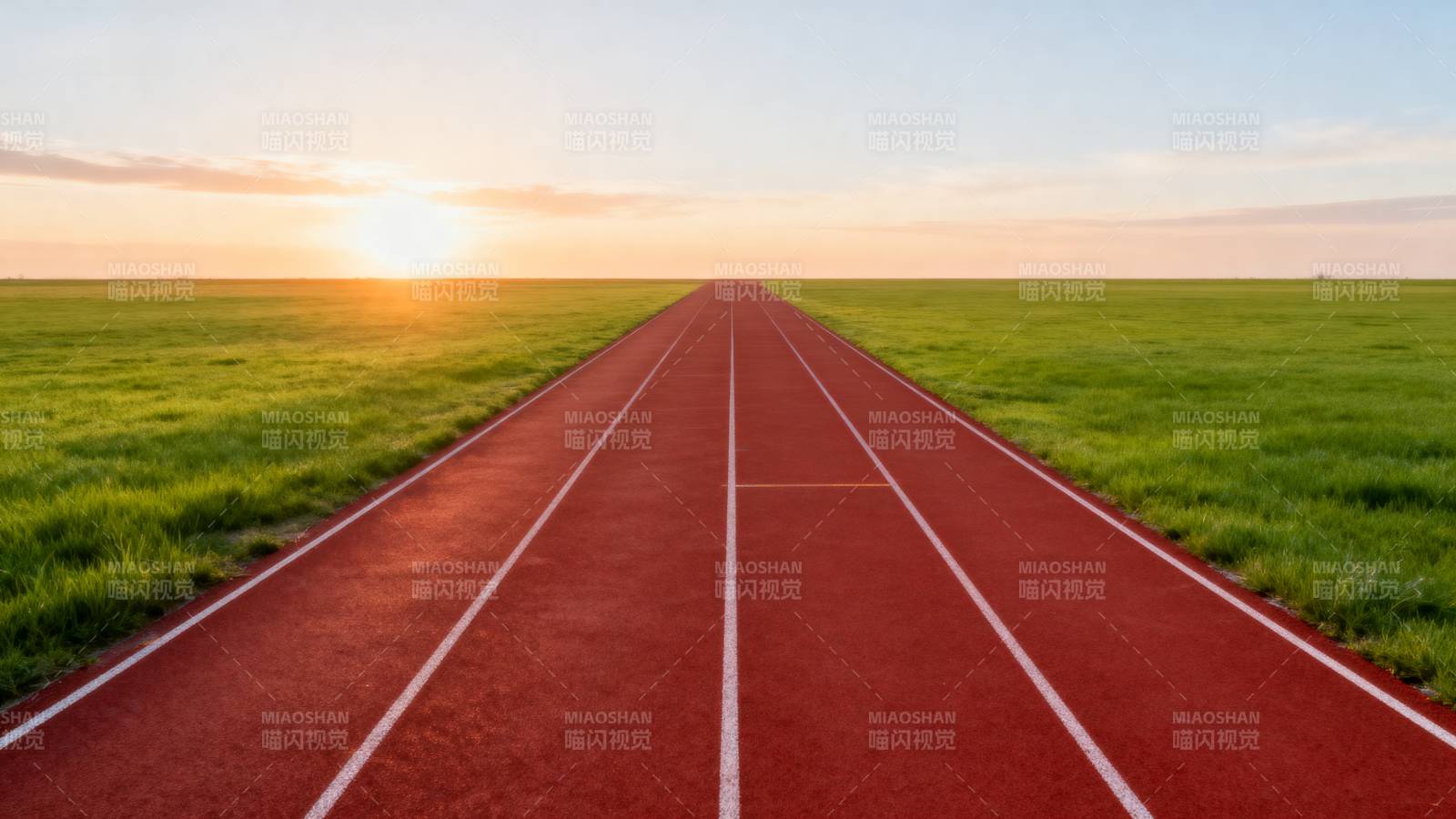 跑道晨曦图片
