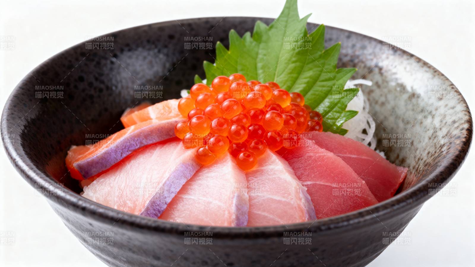 精致生鱼片拼盘图片