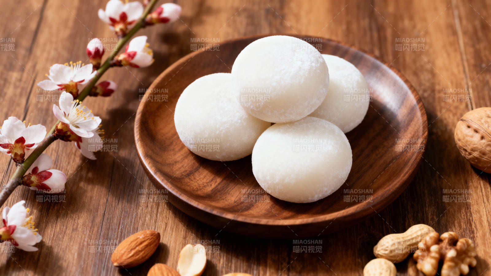白团子配花枝图片