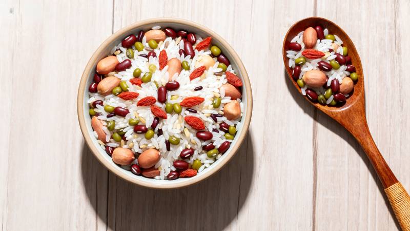 五谷杂粮饭图片