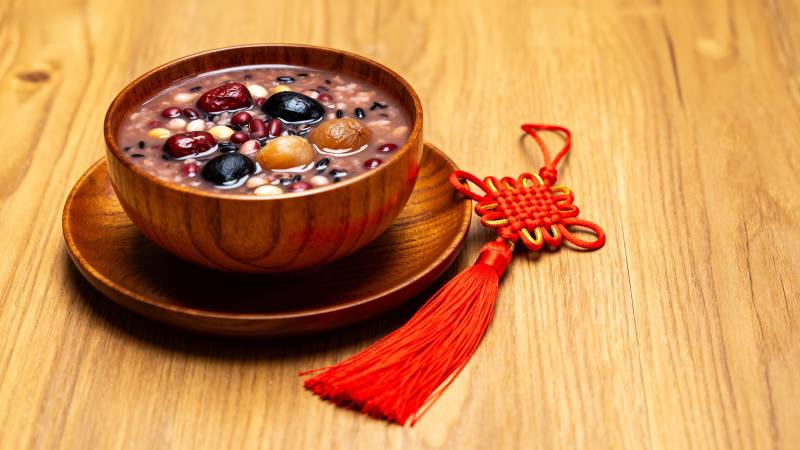 八宝粥配中国结图片