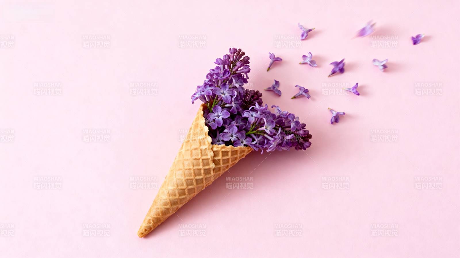 花香冰淇淋图片