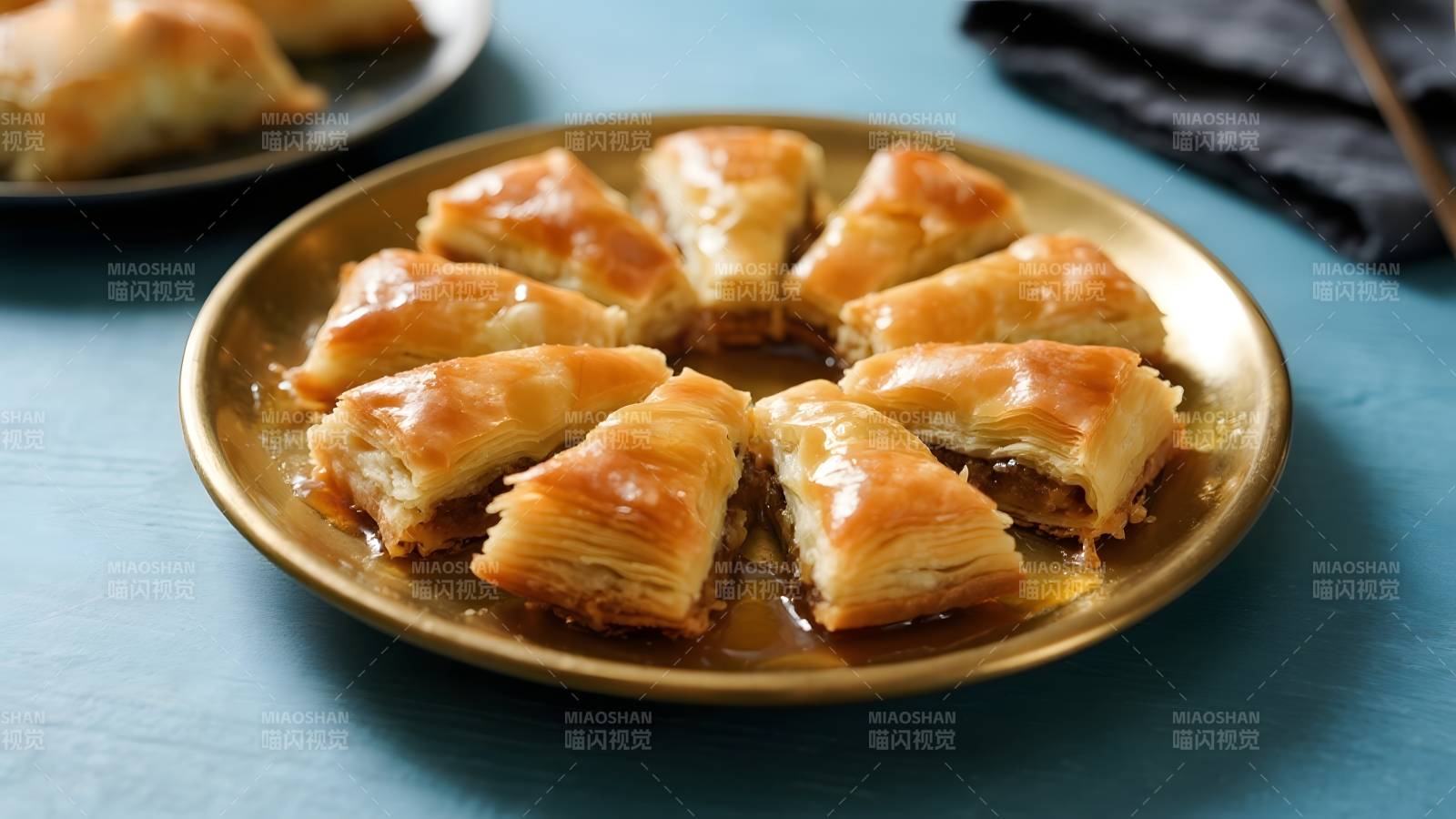 金盘酥皮点心图片