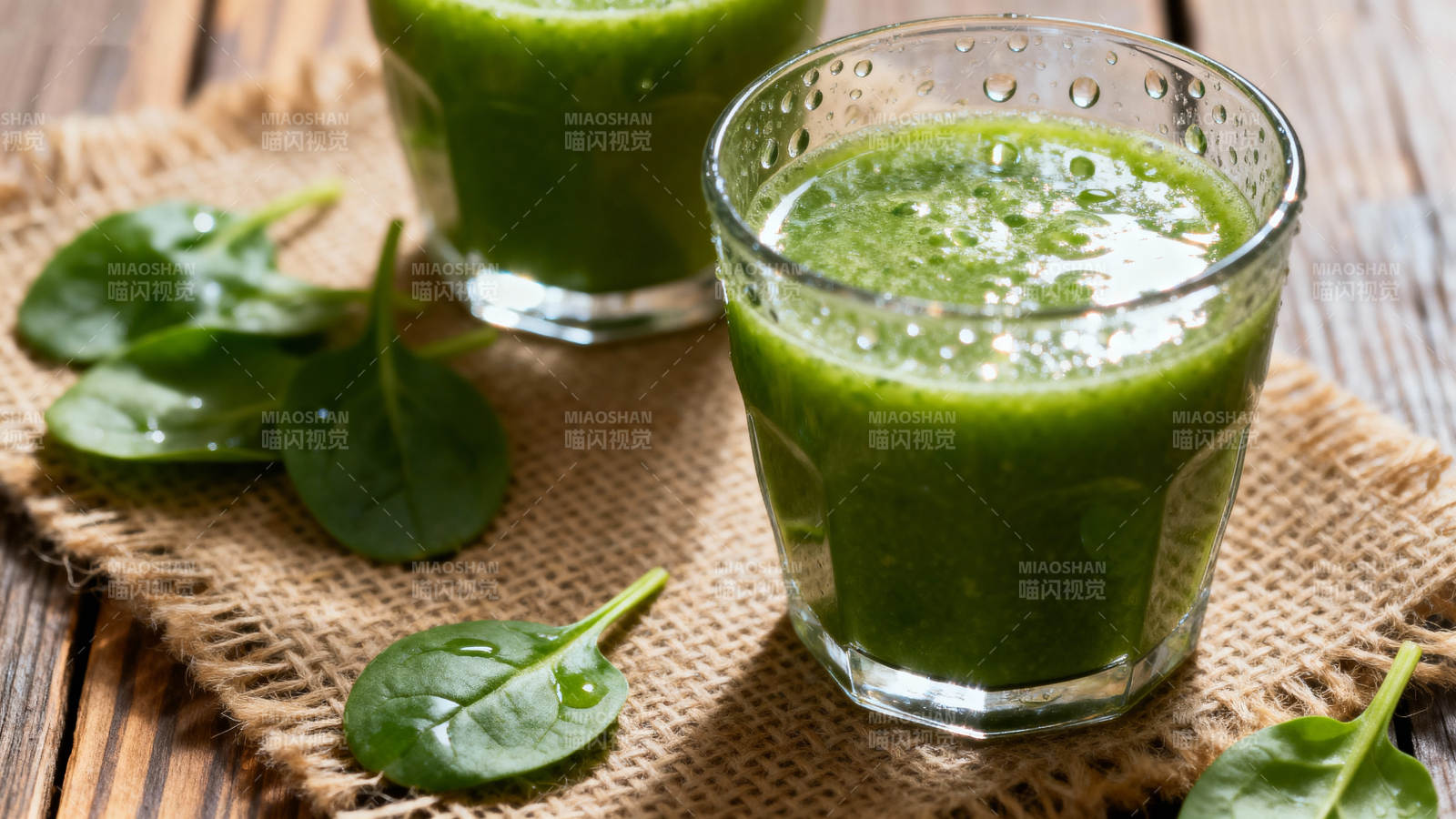 绿色蔬果汁图片