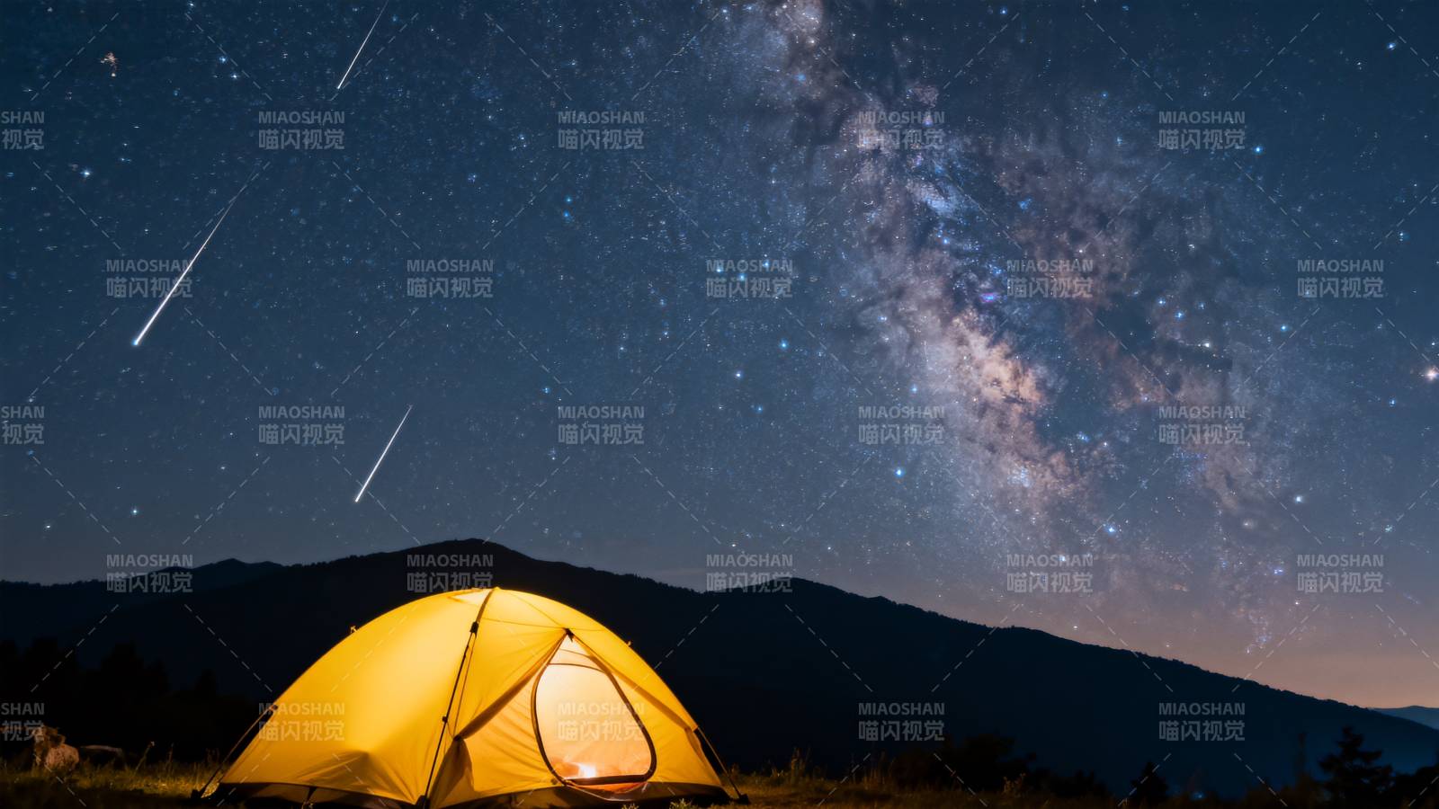 星空下的帐篷图片