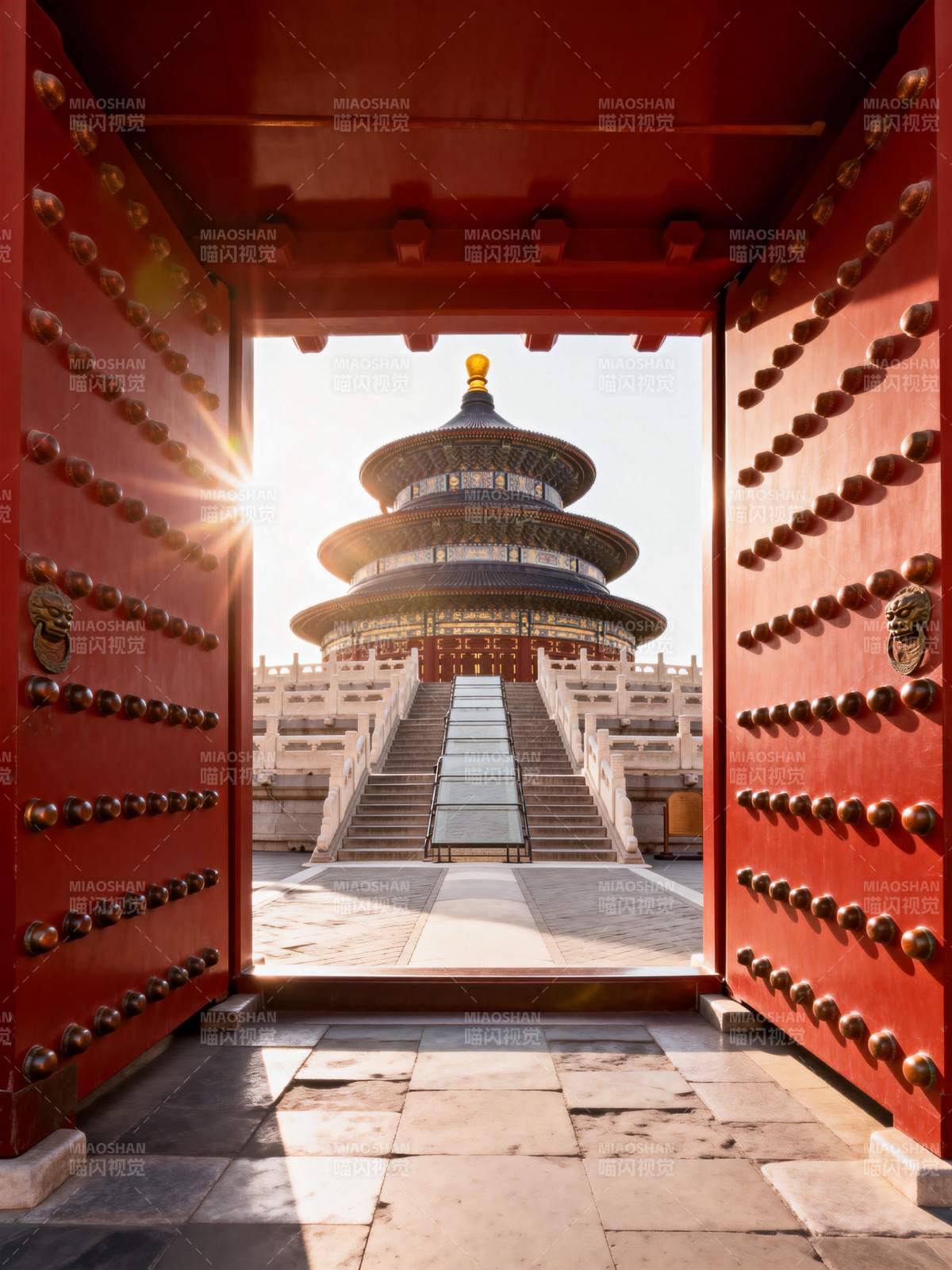 天坛祈年殿晨光图片